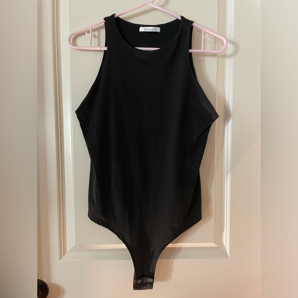 ReoRia Women’s Black Bodysuit